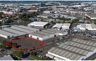 2,808sqm Secure Yard with Flexibility