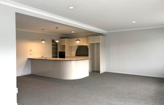 25 Greenway Rise, Gulf Harbour