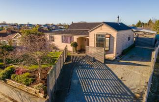 11 Rathmore Street, West End