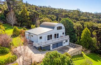 812 Inland Road, Helensville