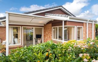 55 The Grove, Red Beach