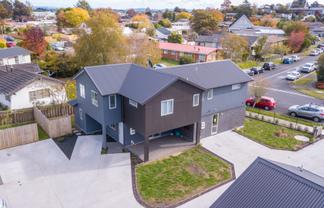 2/9 Hibiscus Avenue (Room A), Hamilton Lake