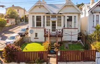 377 & 377A South Road, Caversham