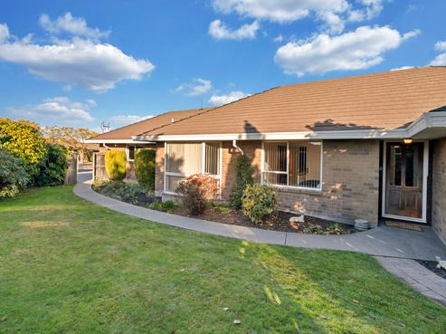 15 Creese Place, Redwood