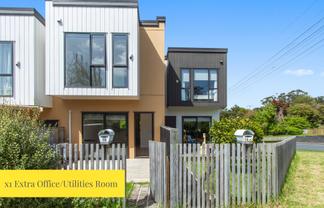 1B Quincey Place, Massey