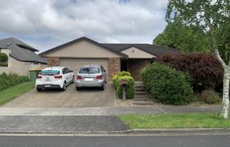 38 Haswell Place, Huntington