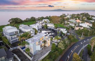 129A Beach Road, Castor Bay
