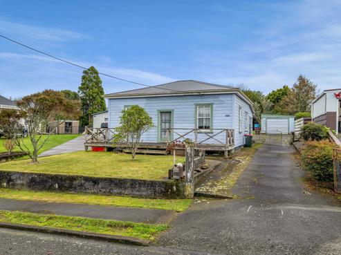 222 Bridge Street, Eltham