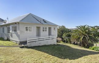 21 Kurahaupo Street, Orakei