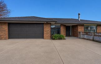 9 The Ford, Huntington