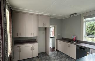 Manawatu / Whanganui - Address withheld