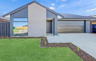 38 Greenslade Drive, Lincoln