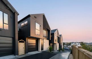 Lot 4/16 Tetrarch Place, Totara Vale