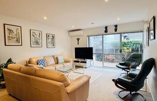 213/252 Centreway Road, Orewa