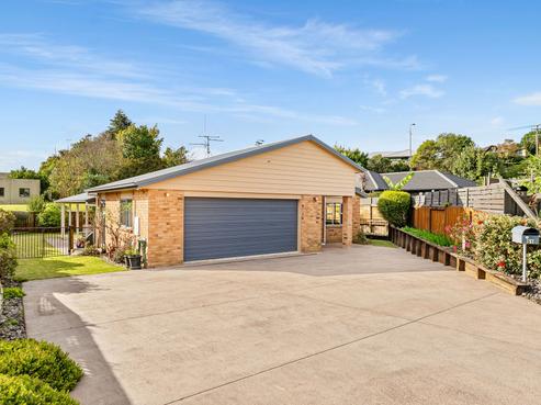 51 Discovery Avenue, Welcome Bay