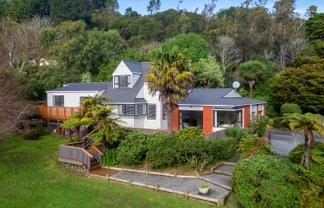 136 Moores Valley Road, Wainuiomata
