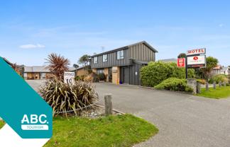 Admiral Court Motel — Leasehold Motel Opportunity