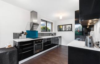 2/11 Moana Street, Somerfield
