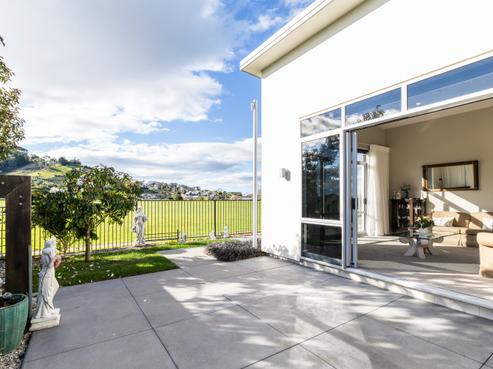 12 Flers Place, Taradale