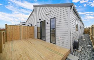 10 Kaapehu Street, Karaka