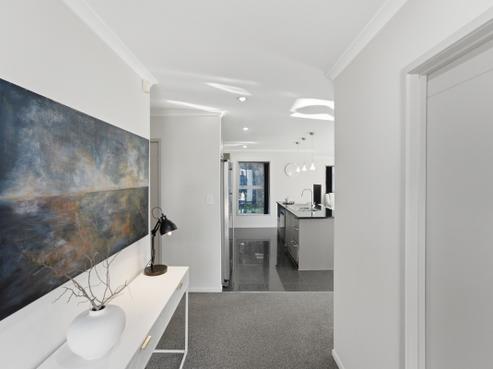 16D Cyrus Street, Whalers Gate