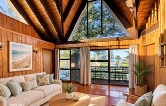 Beachfront Commercial Accommodation Opportunity