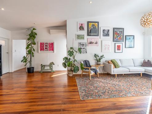 42 Third Avenue, Kingsland