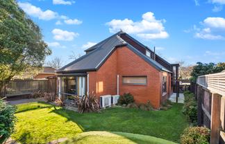 433 Memorial Avenue, Burnside