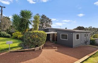 49 Pacific Parade, Surfdale