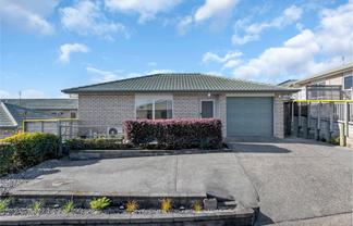 25/8 Village Place, Tuakau