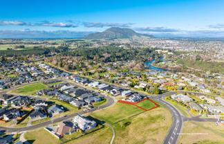 64 Huka Heights Drive, Rangatira Park