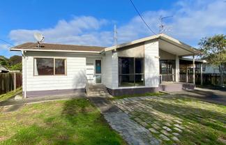 67A Bairds Road, Otara