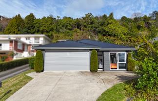 14A Sloane Avenue, Tihiotonga