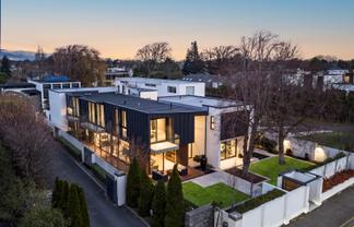 148 Glandovey Road, Strowan