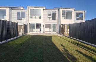 75 Hokioi Drive, Porirua