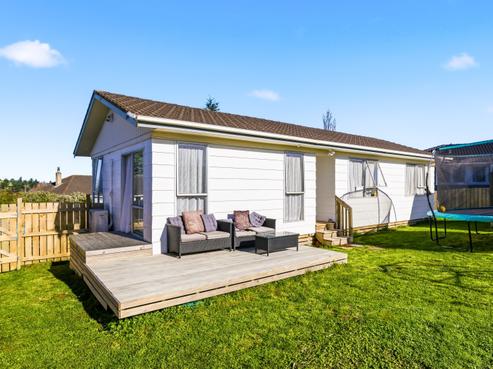 13C Rangiora Crescent, Wairakei and Surrounds
