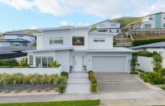 5 Farnworth Terrace, Churton Park
