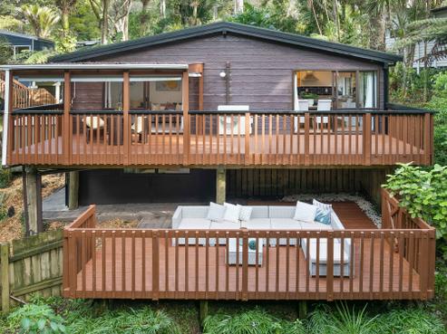 34 Sylvan Valley Avenue, Titirangi