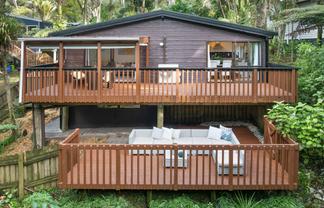 34 Sylvan Valley Avenue, Titirangi