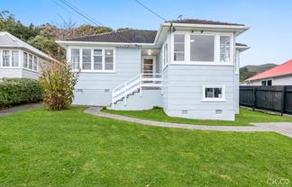 14 Buller Grove, Naenae