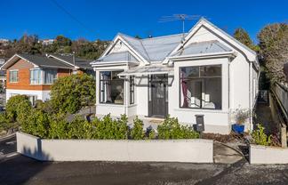 11 Hazel Avenue, Caversham