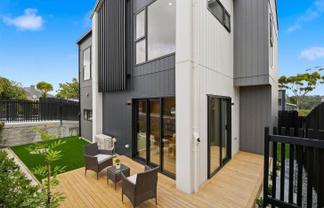 30 Abbotleigh Avenue, Te Atatu Peninsula
