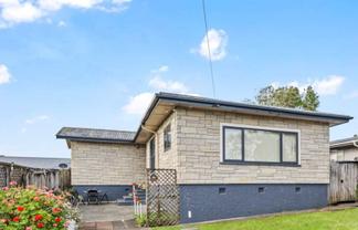 16 Waterview Road West, Takanini