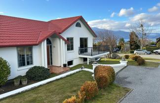49 Cedar Drive, Lake Ohau