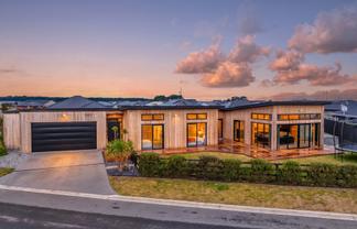 18 Helicon Street, Pegasus