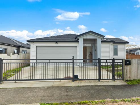 36 Koroheke Road, Takanini