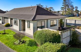 7 Ashmore Park Road, Carterton