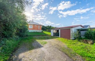 77 Luxmoore Road, Marchwiel