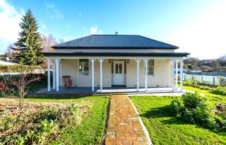 30 Whitehaven Street, Lawrence