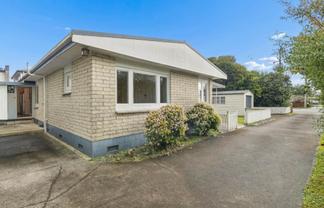 75 Clevedon Road, Papakura